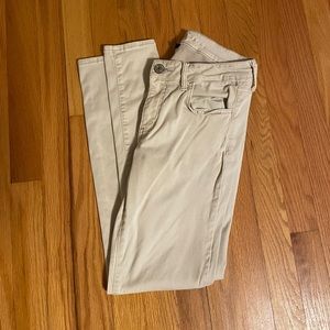 Skinny leg American Eagle khaki pants